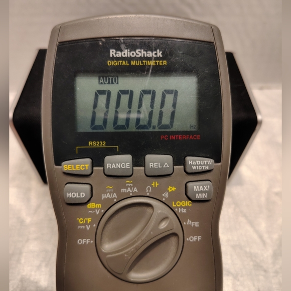 RadioShack Digital Multimeter - Picture 6 of 9